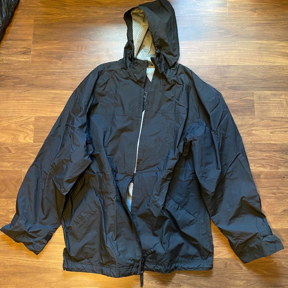 Men Ouibrooke Rain Jacket - Medium size